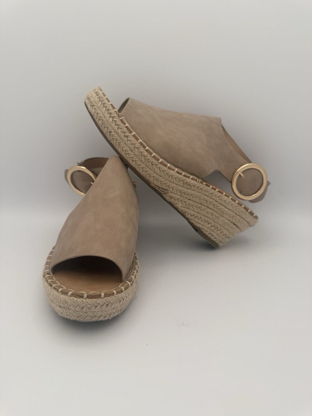 CATHERINE MALANDRINO Cirkly Beige Espadrille Wedge Heel Open Toe Sandals W 9